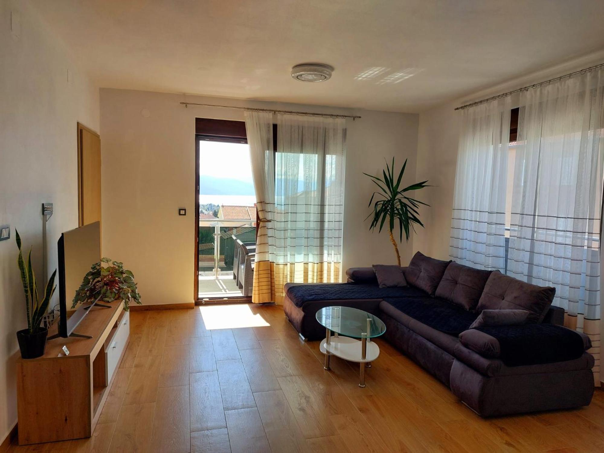 Apartmani Ivana Novi Нови Винодолски Екстериор снимка